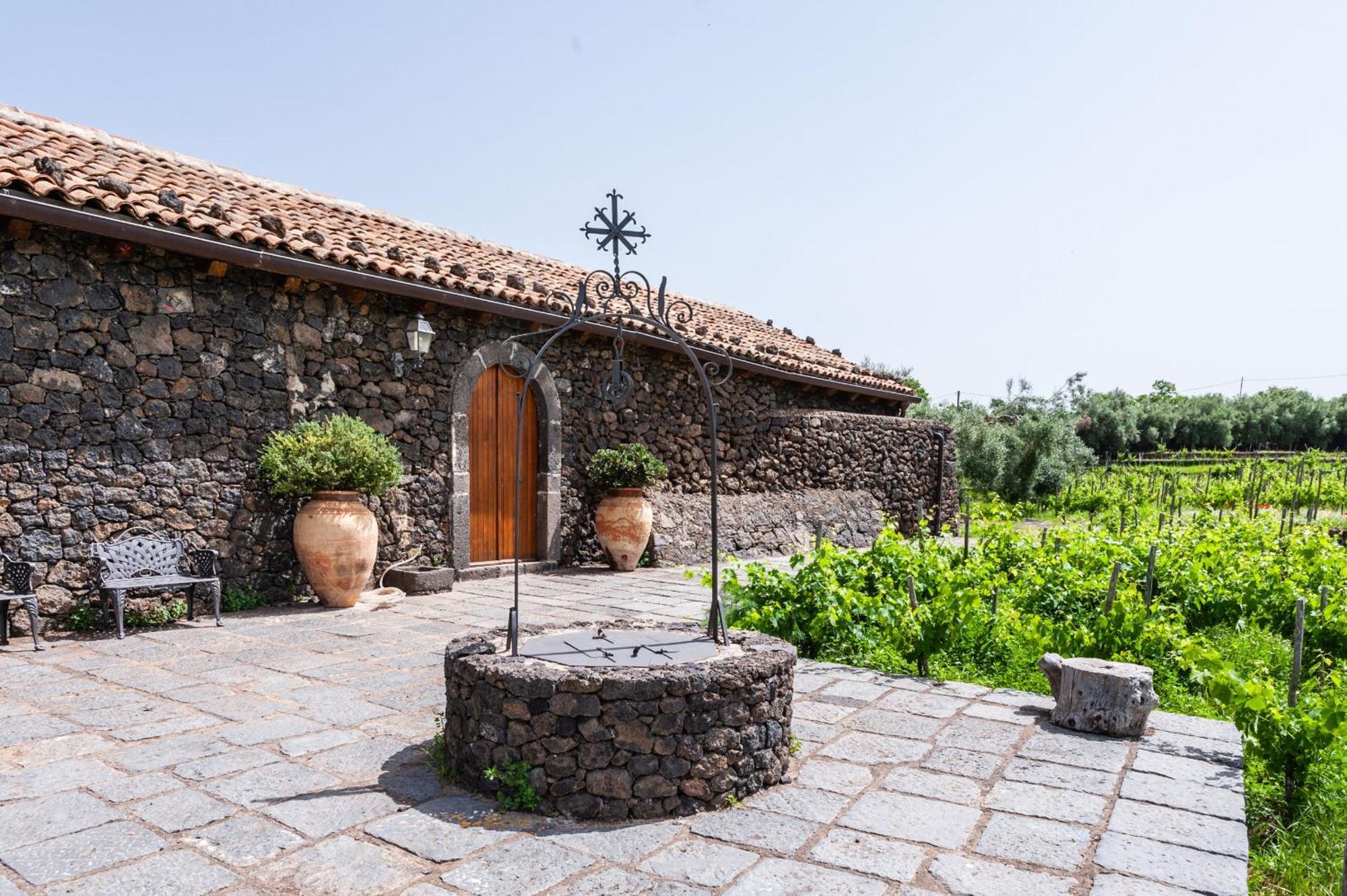 Terrazze Dell'Etna - Country Rooms And Apartments Randazzo Exteriör bild