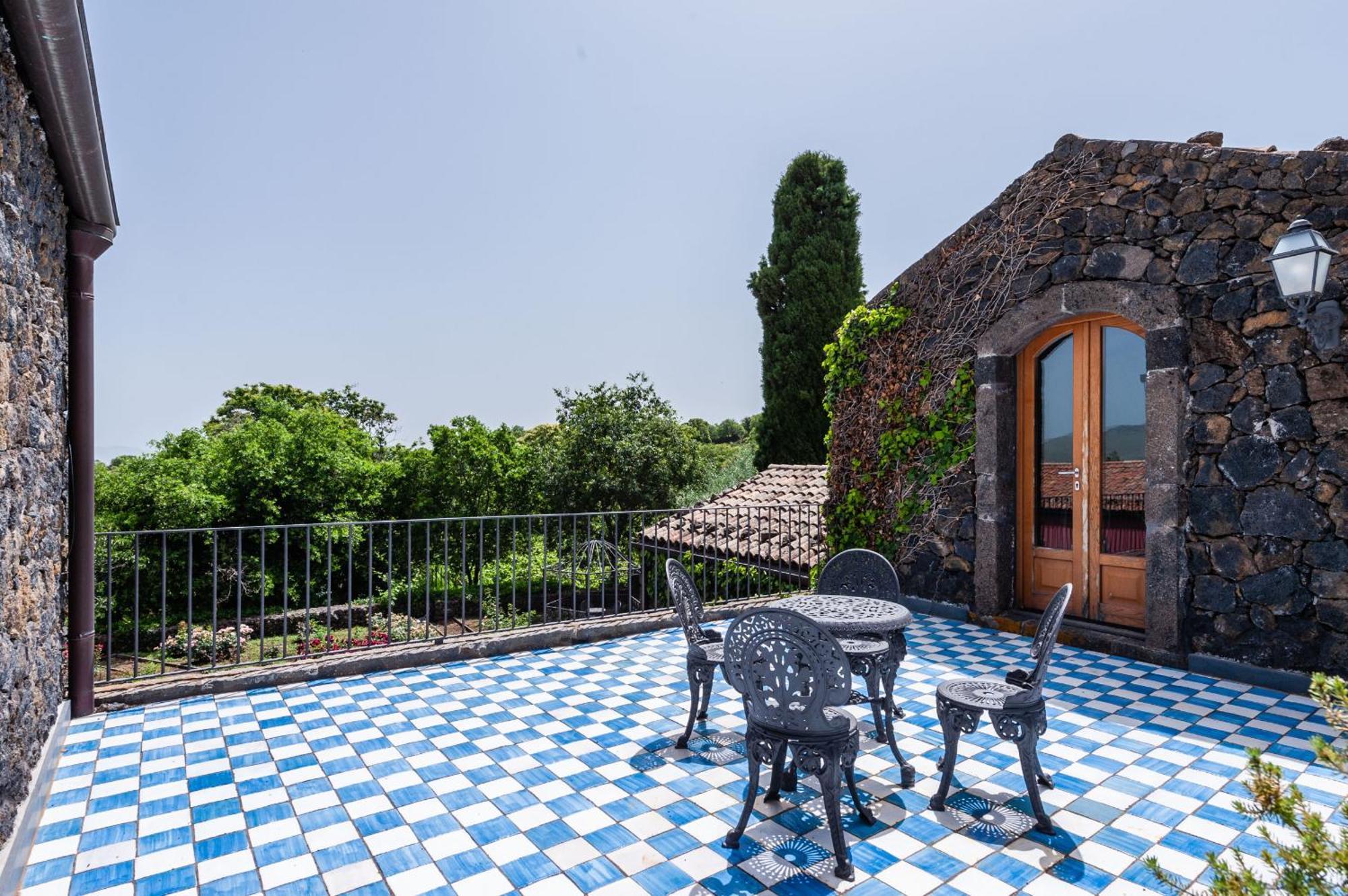 Terrazze Dell'Etna - Country Rooms And Apartments Randazzo Exteriör bild