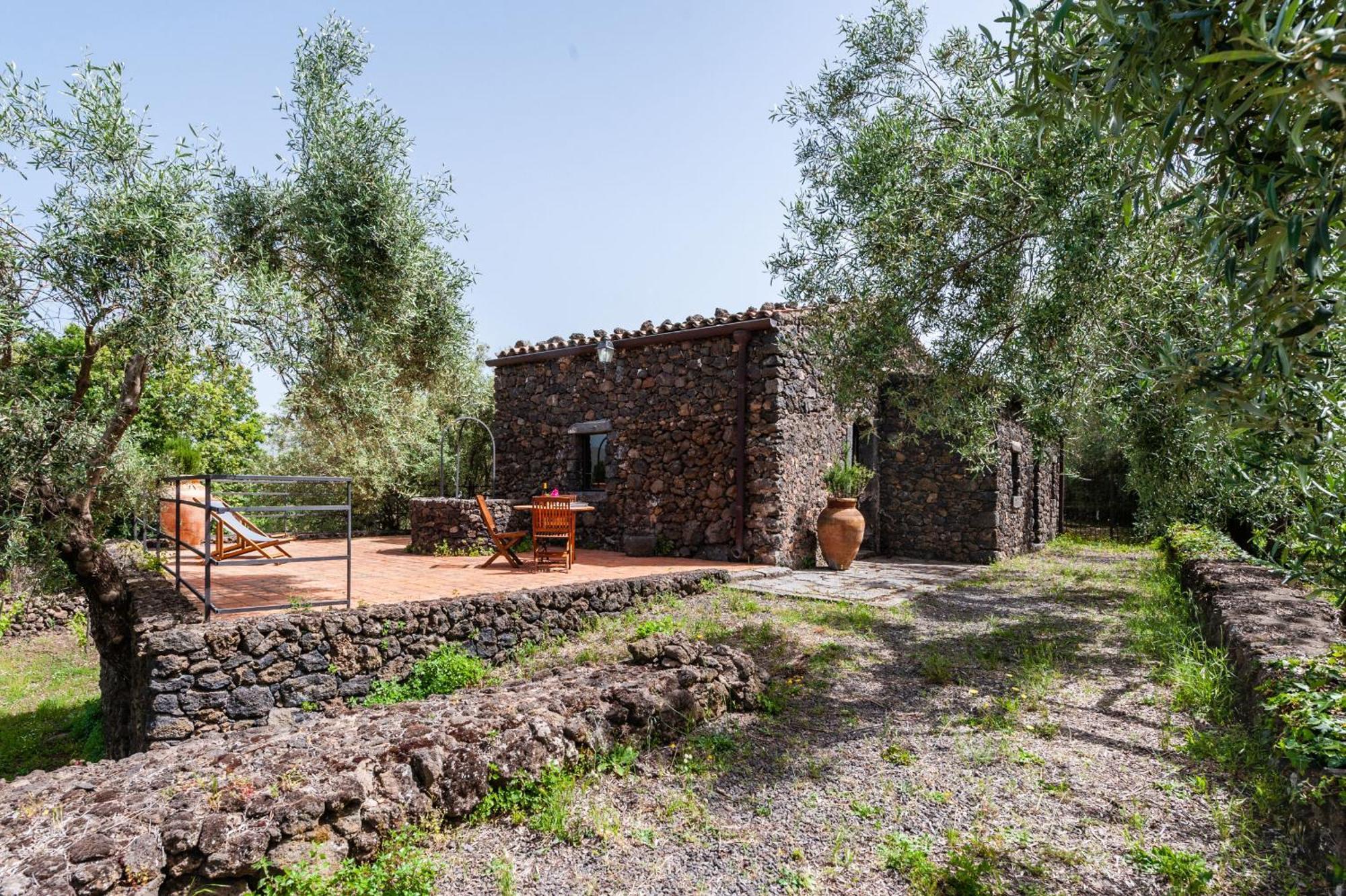 Terrazze Dell'Etna - Country Rooms And Apartments Randazzo Exteriör bild